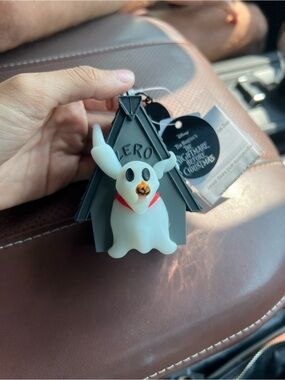 Zero pocketbac holder